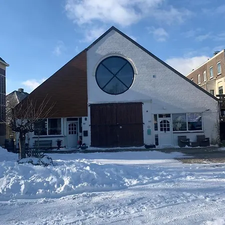 Meijnerswijk Free Parking, Electric Parking, Kitchen,living Room, Free Coffee Machine ארנהיים
